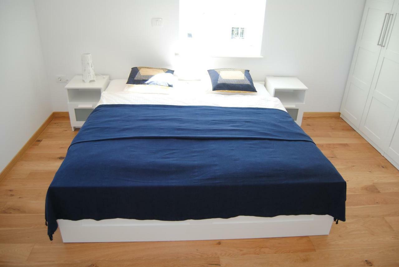 Apartment With Free Parking Laibach Exterior foto