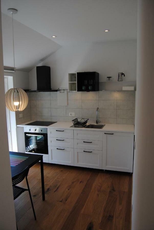 Apartment With Free Parking Laibach Exterior foto